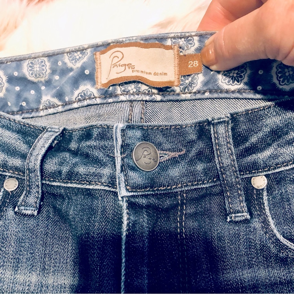 Paige Premiun Denim Rising Glen Jeans